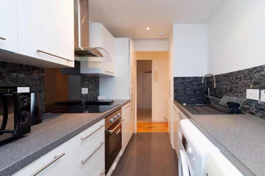 Light-Luxury Flat Apartment Glasgow Exterior photo